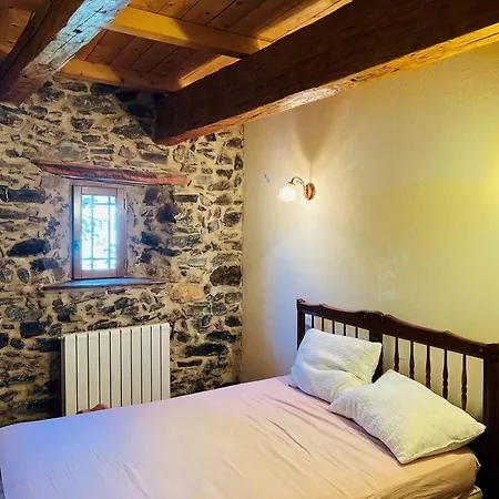 Beau Corps De Ferme De 400 M2 A Barcelonnette