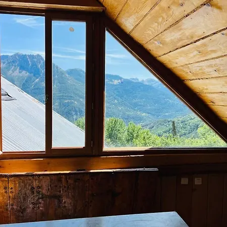 Beau Corps De Ferme De 400 M2 A Barcelonnette Casa vacanze