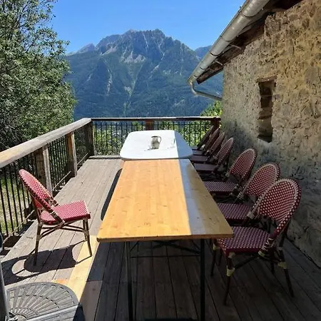 Casa vacanze Beau Corps De Ferme De 400 M2 A Barcelonnette *